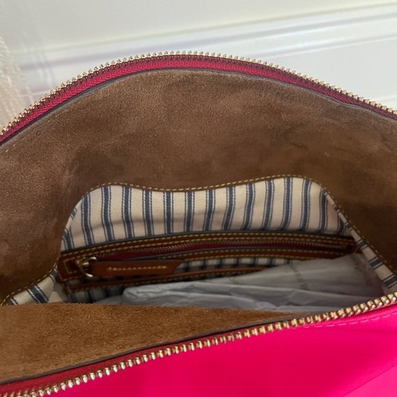 New. Never used Hot pink Fuchsia Dooney & Bourke Matching Set Hobo bag w/ bag - Picture 8 of 9